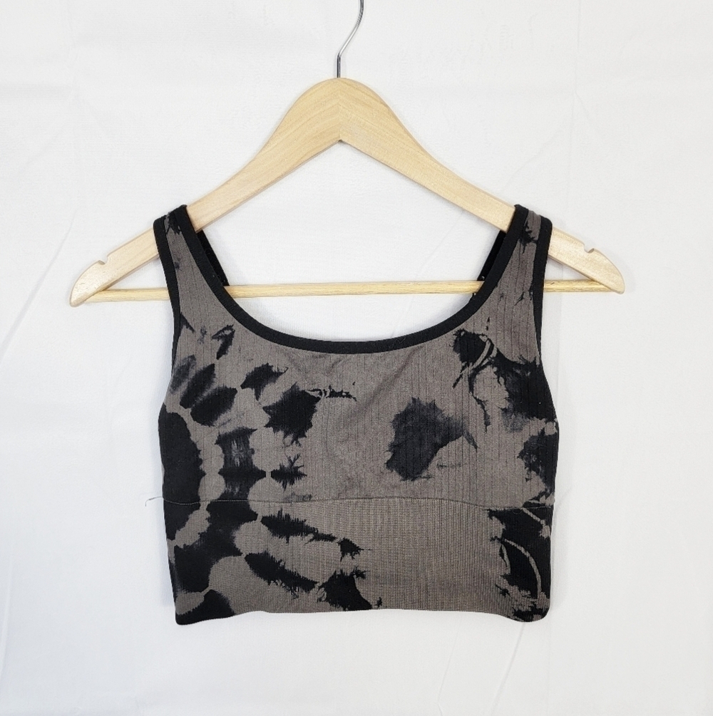 Women's Large Victoria Secret Pink top